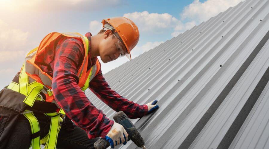 Professional metal roof installation in Martinsburg, OH